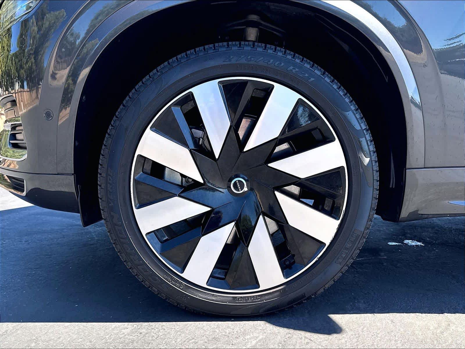 Used 2023 Volvo XC90 T8 Ultimate w/ Protection Package Premier AWD/4WD image 12