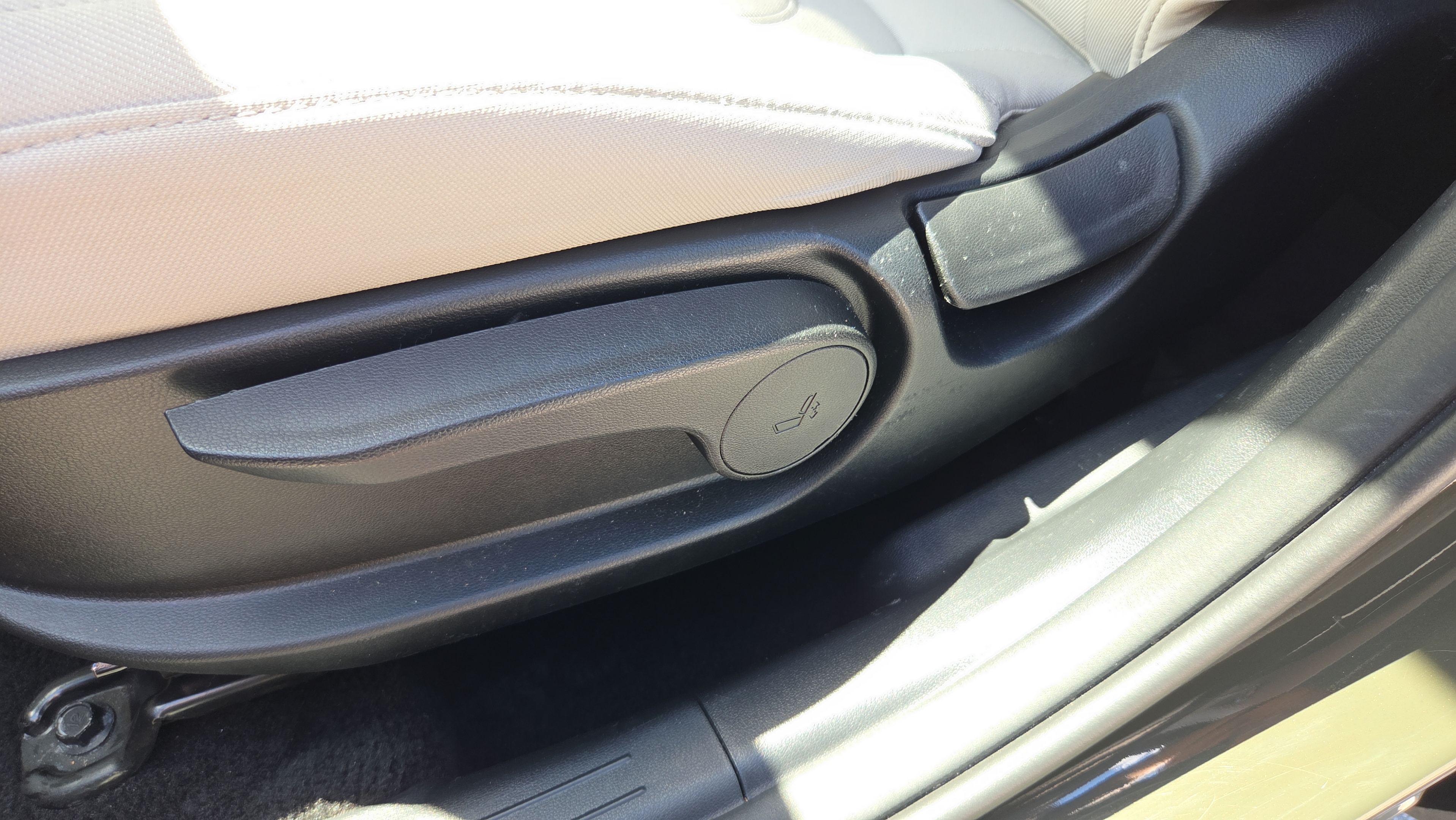 Used 2025 Hyundai Tucson SE FWD image 17