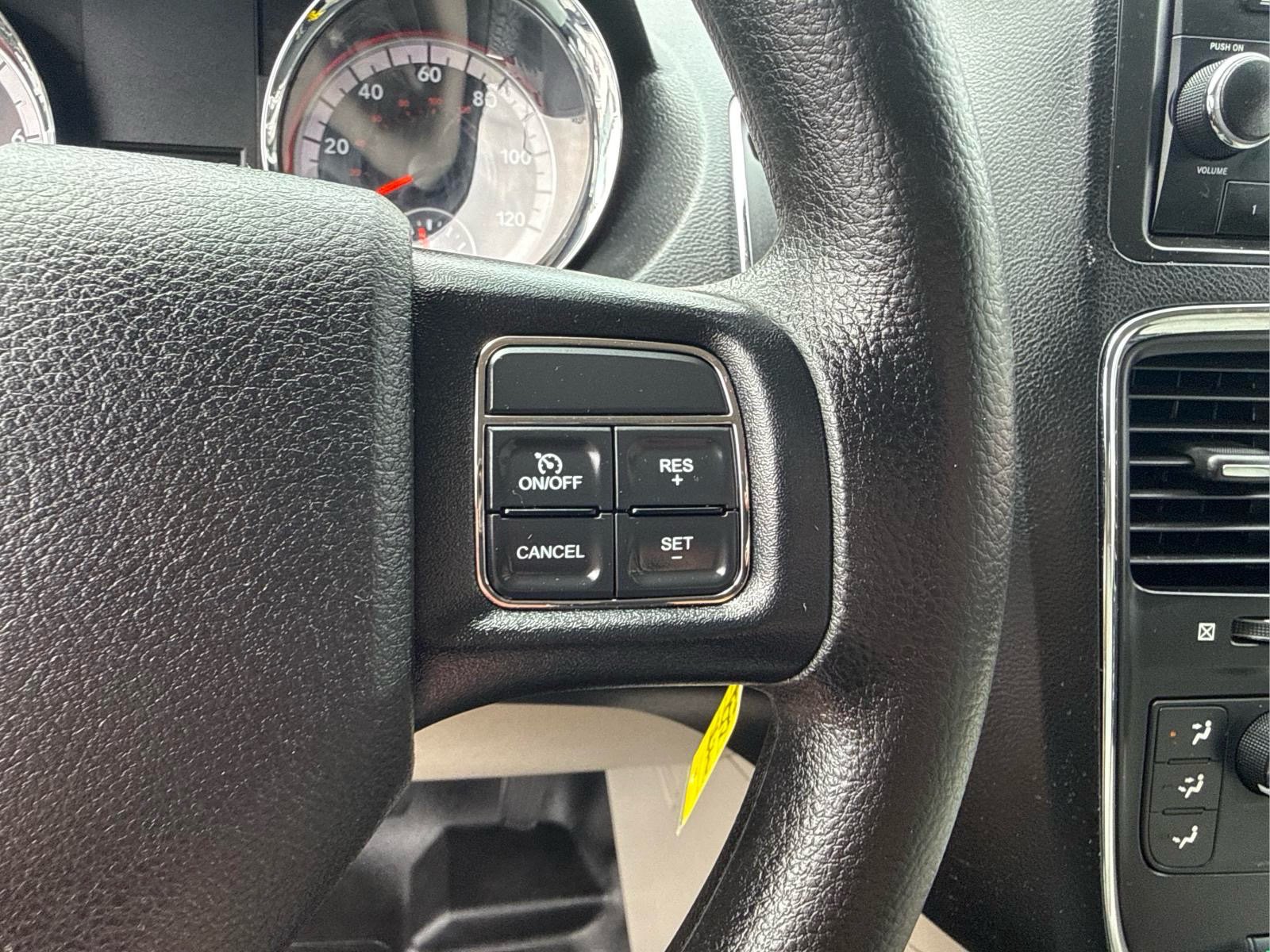 Used 2013 RAM C/V Tradesman FWD image 24