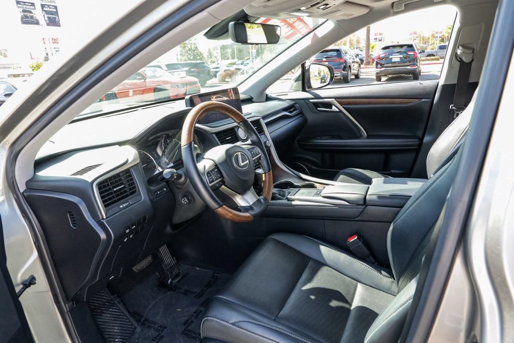 Used 2020 Lexus RX 350L FWD w/ Premium Package image 16