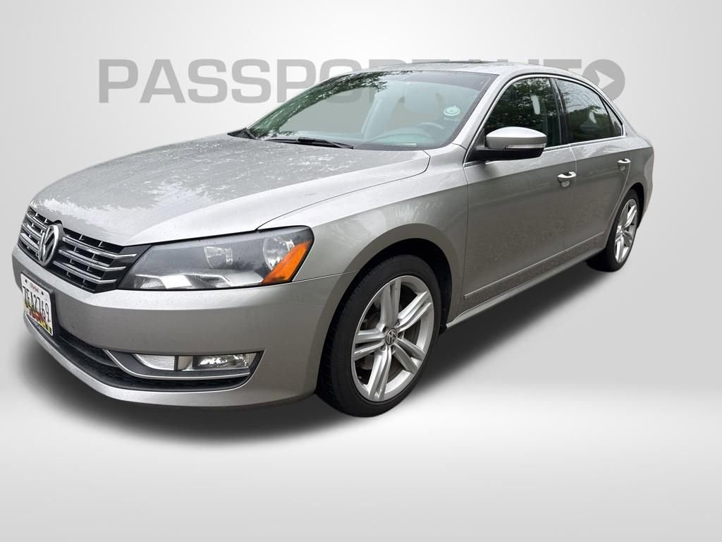 Used 2013 Volkswagen Passat TDI SE FWD image 1