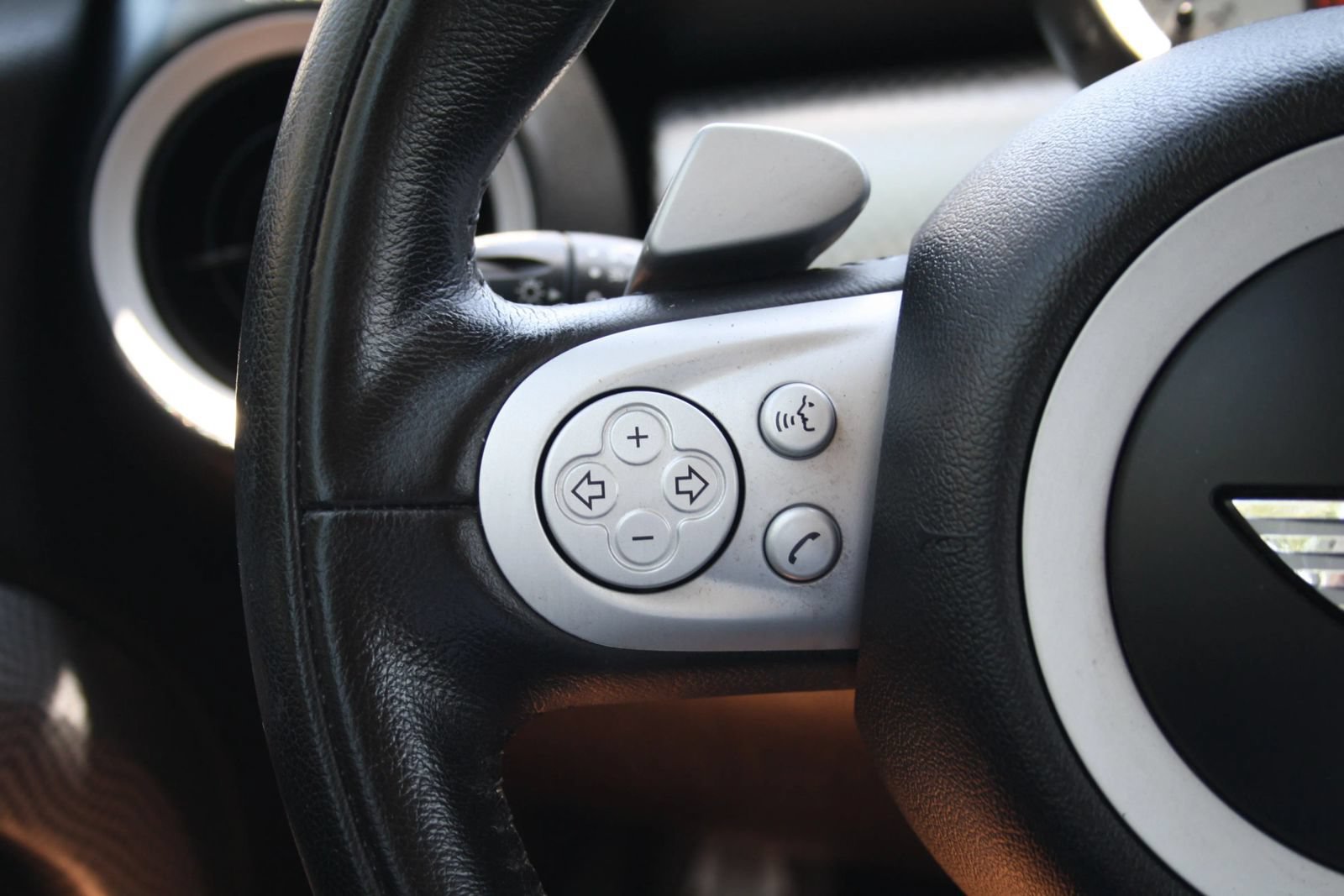 Used 2010 MINI Cooper S FWD image 15