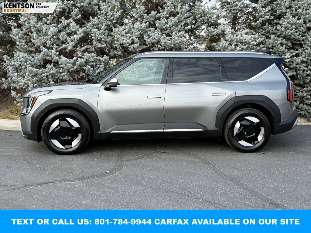Used 2024 Kia EV9 Wind image 3