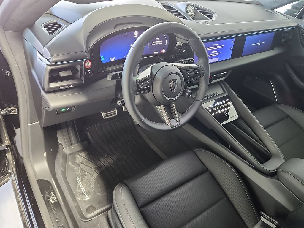 New 2026 Porsche Macan Turbo Electric AWD/4WD image 4