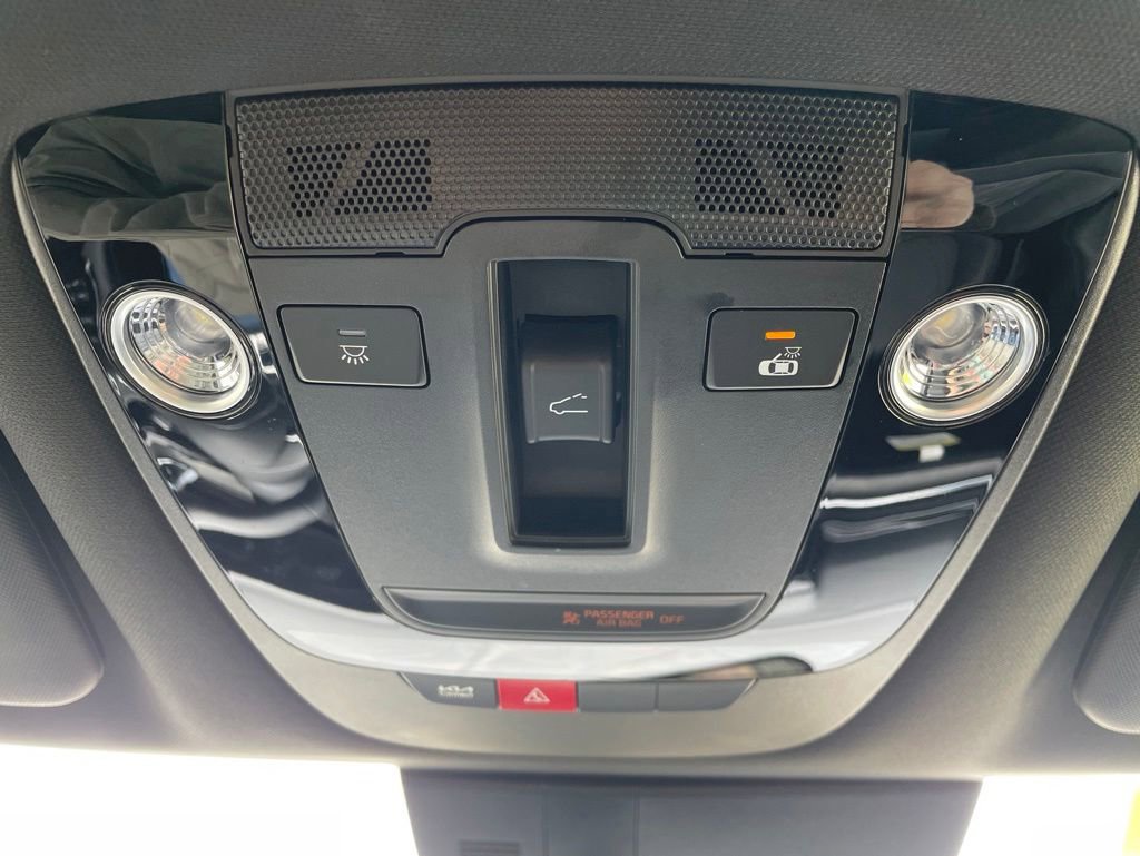 Used 2025 Kia Sportage X-Line AWD/4WD image 19