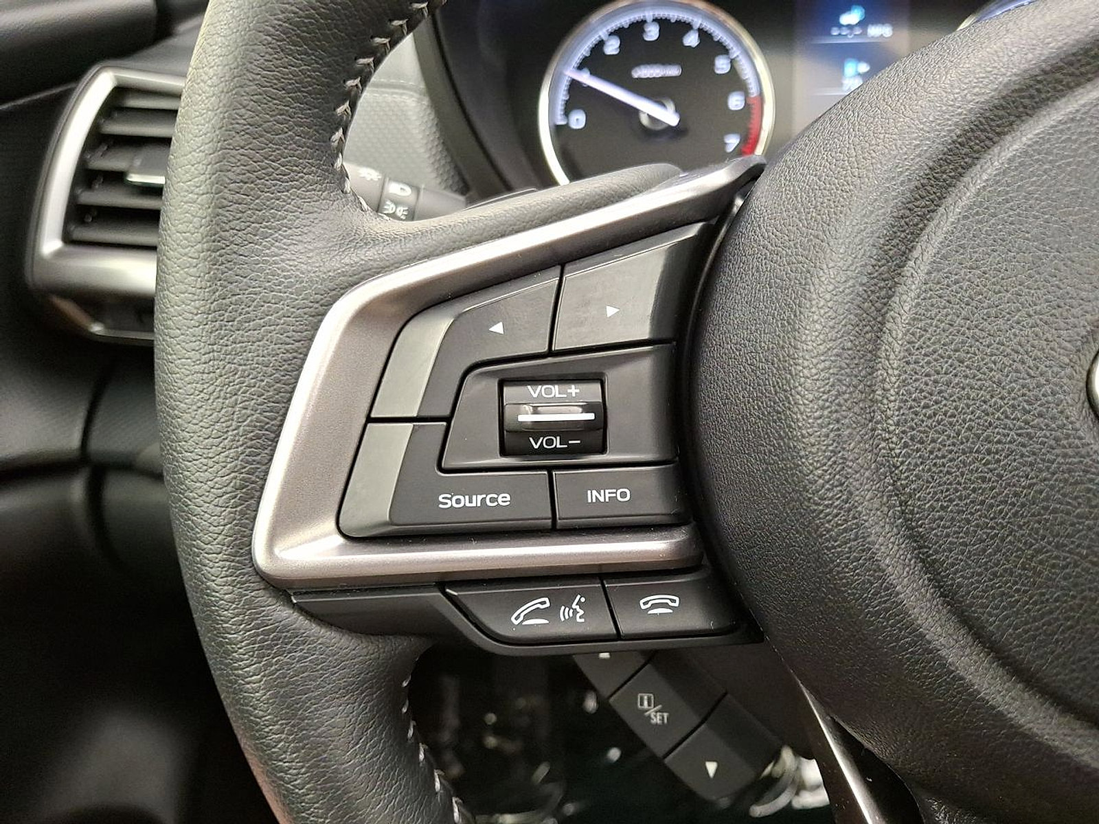 Used 2020 Subaru Forester Touring image 17