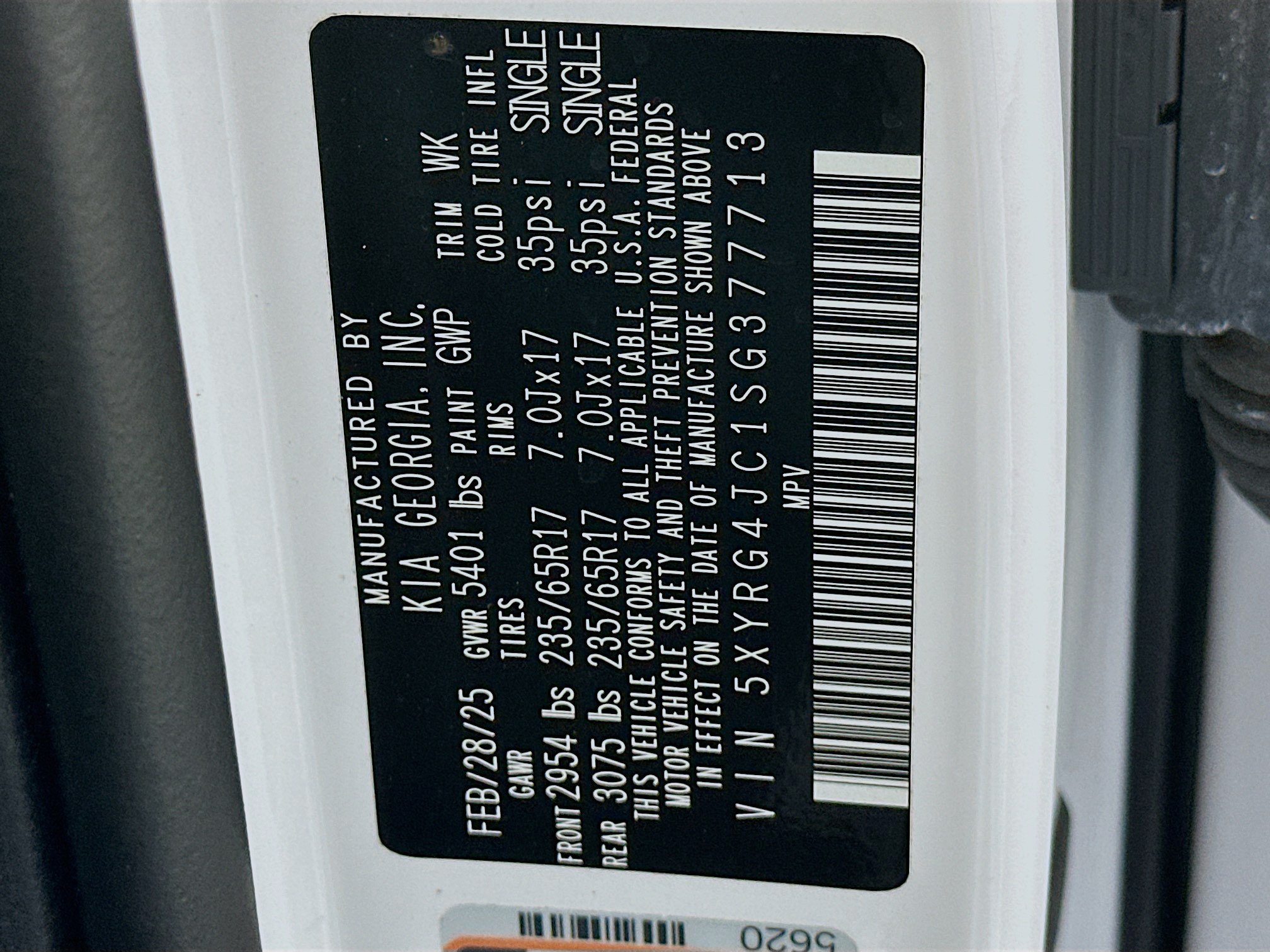 Used 2025 Kia Sorento LX FWD image 12