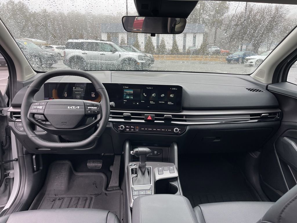 Certified 2026 Kia Sportage EX FWD image 8