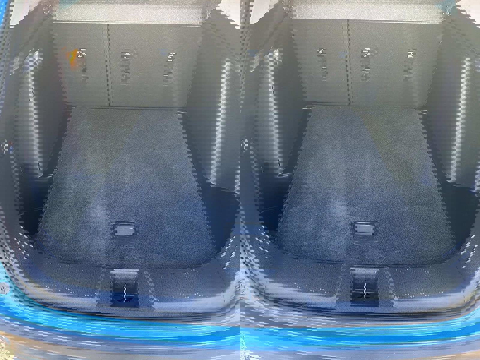 Certified 2025 Chevrolet Trax LT w/ Driver Confidence Package image 12