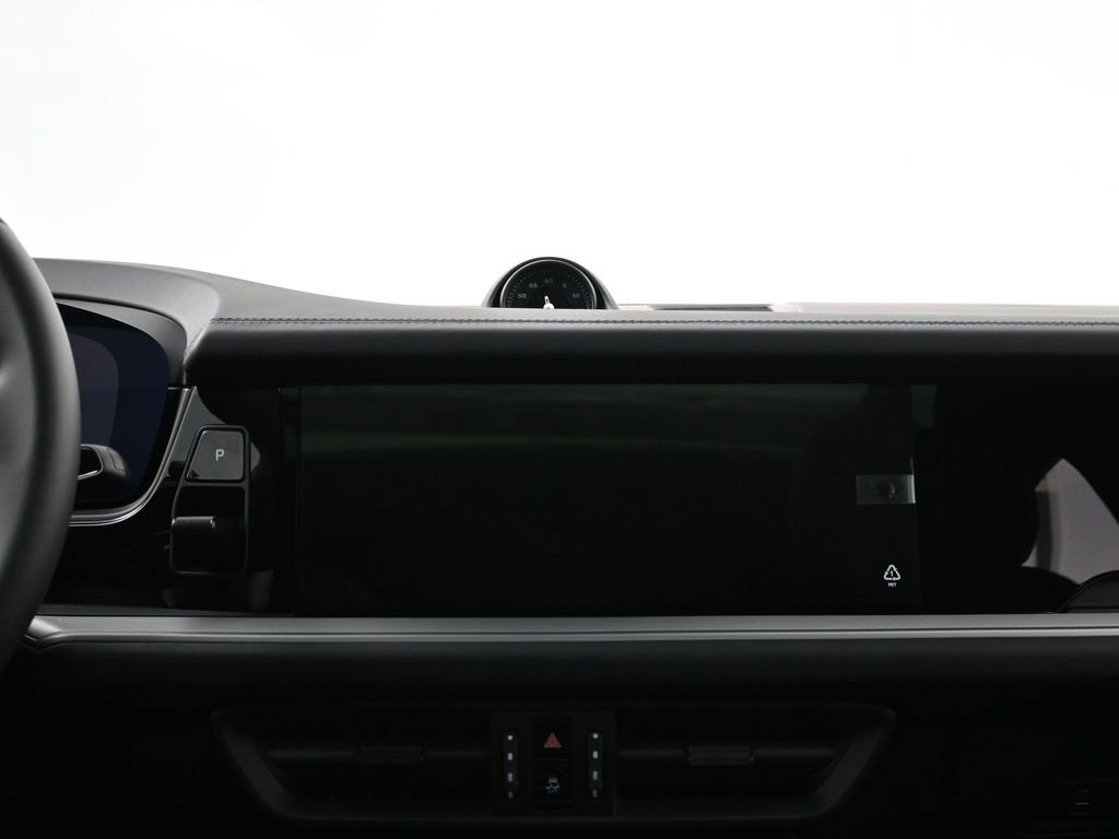 New 2026 Porsche Cayenne Coupe image 11