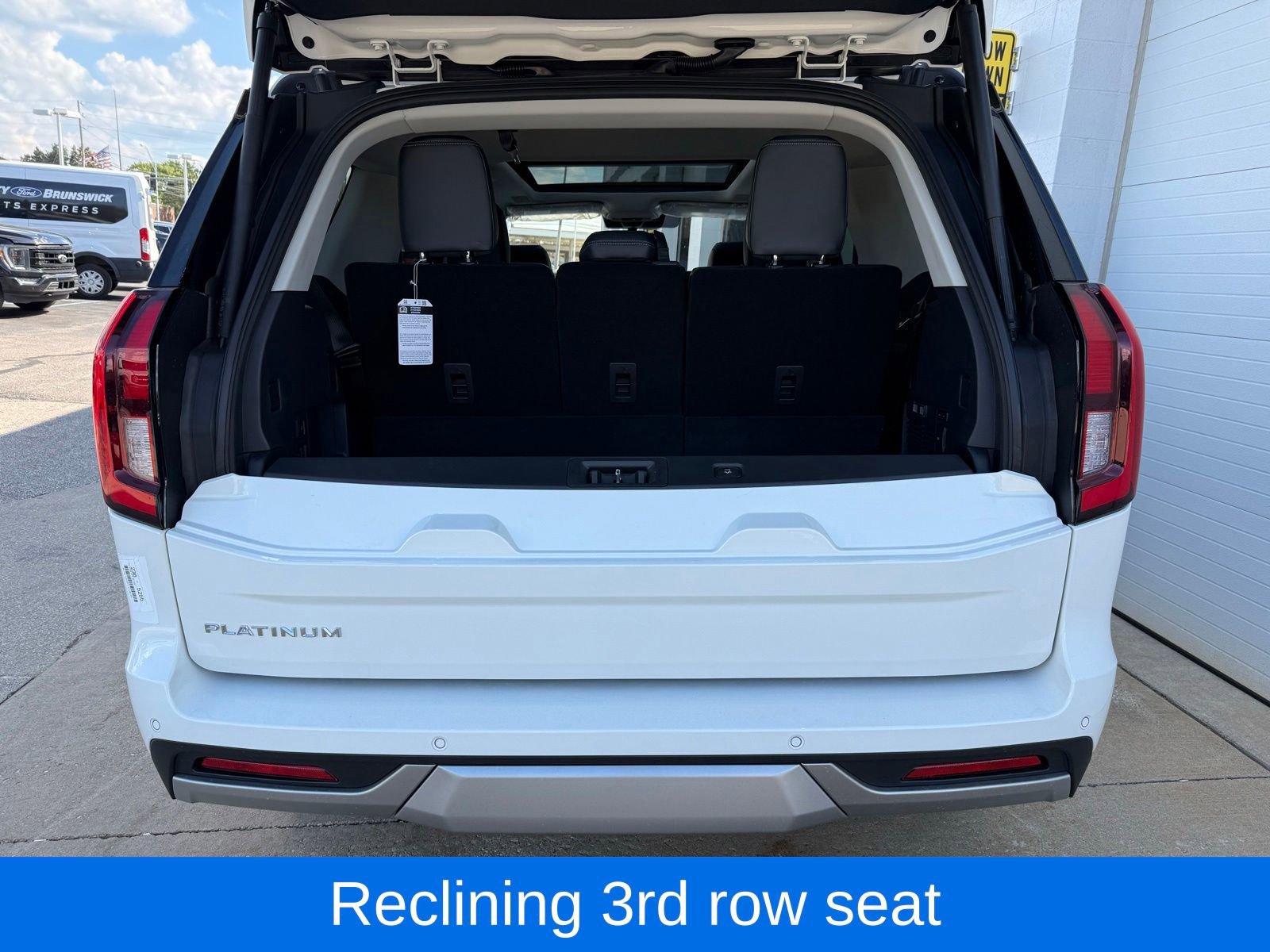 Used 2025 Ford Expedition Max Platinum AWD/4WD image 42