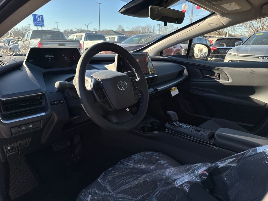 New 2026 Toyota Prius LE FWD image 16