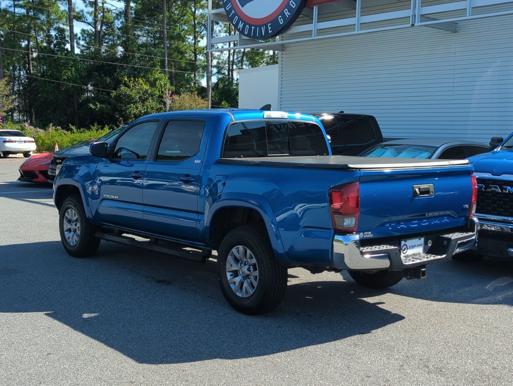 Used 2018 Toyota Tacoma SR5 RWD image 3