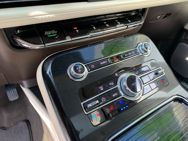 Certified 2023 Lincoln Nautilus Black Label AWD/4WD image 25
