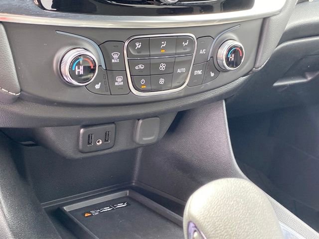 Certified 2023 Chevrolet Traverse LT image 12