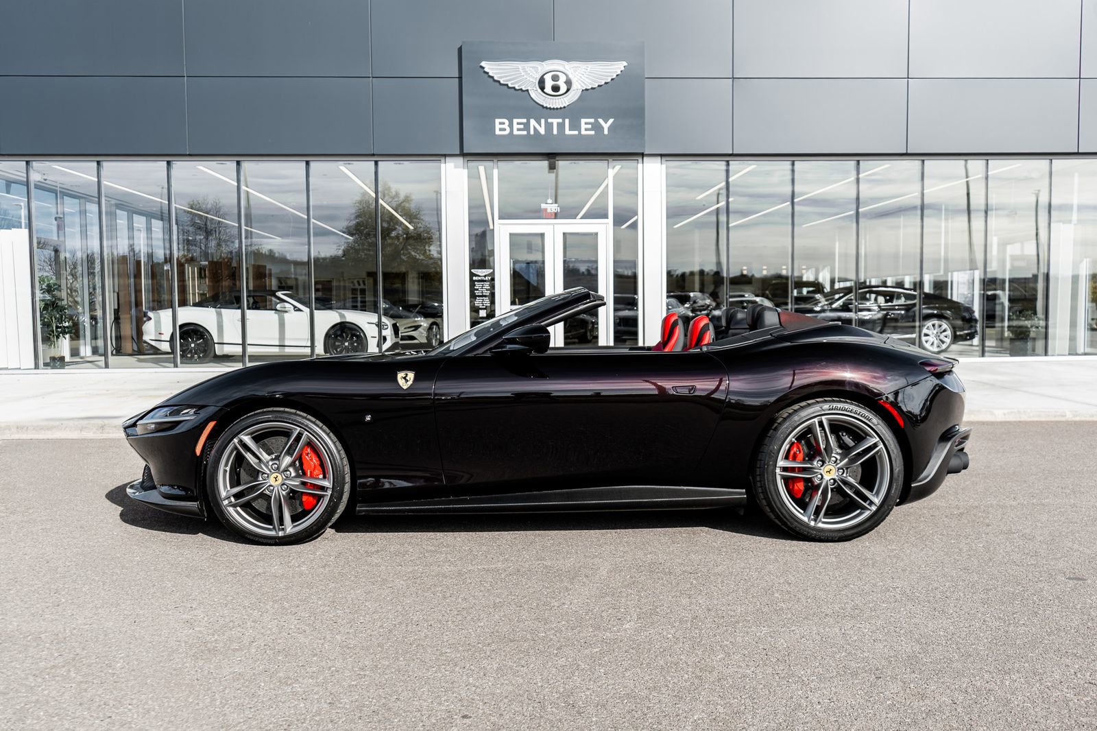 Used 2024 Ferrari Roma image 5