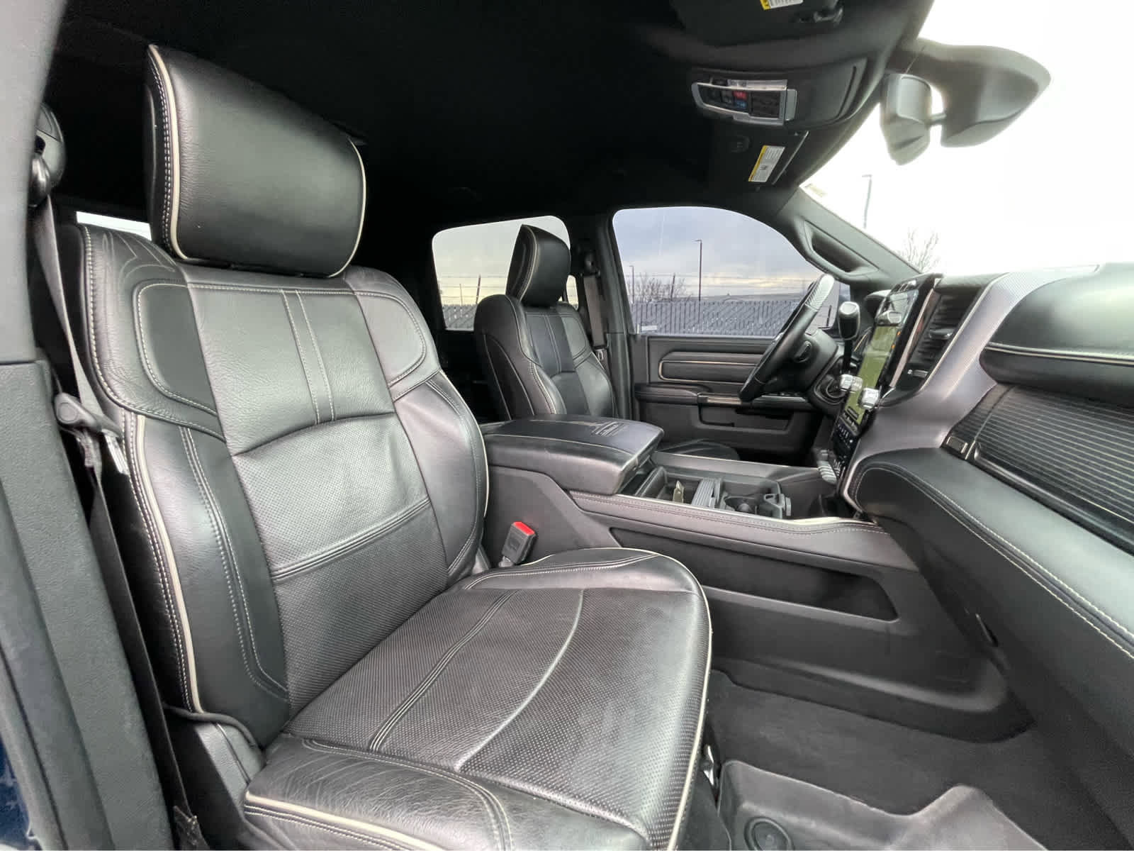 Used 2021 RAM 2500 Limited image 30