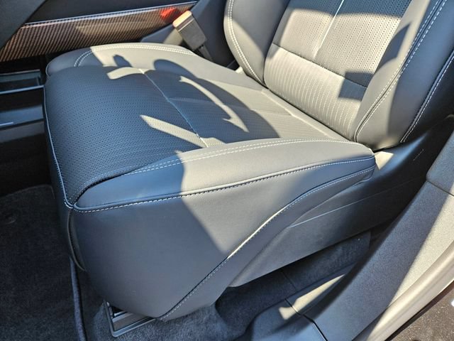 New 2027 Cadillac Vistiq Luxury AWD/4WD image 8