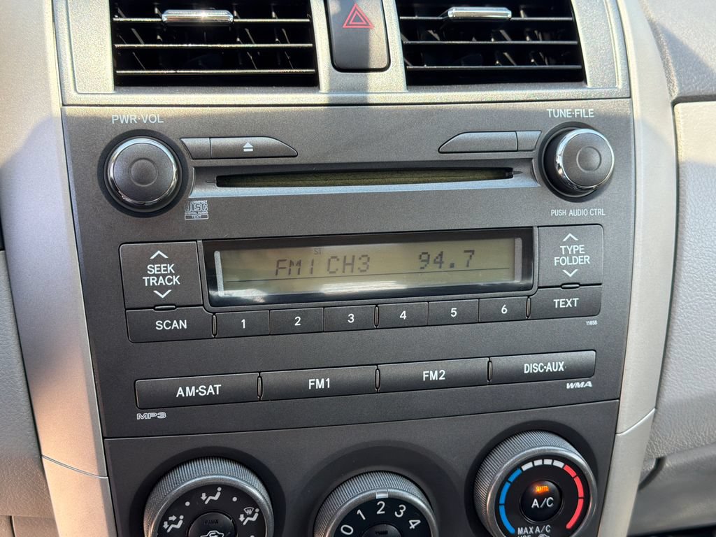 Used 2011 Toyota Corolla LE FWD image 23