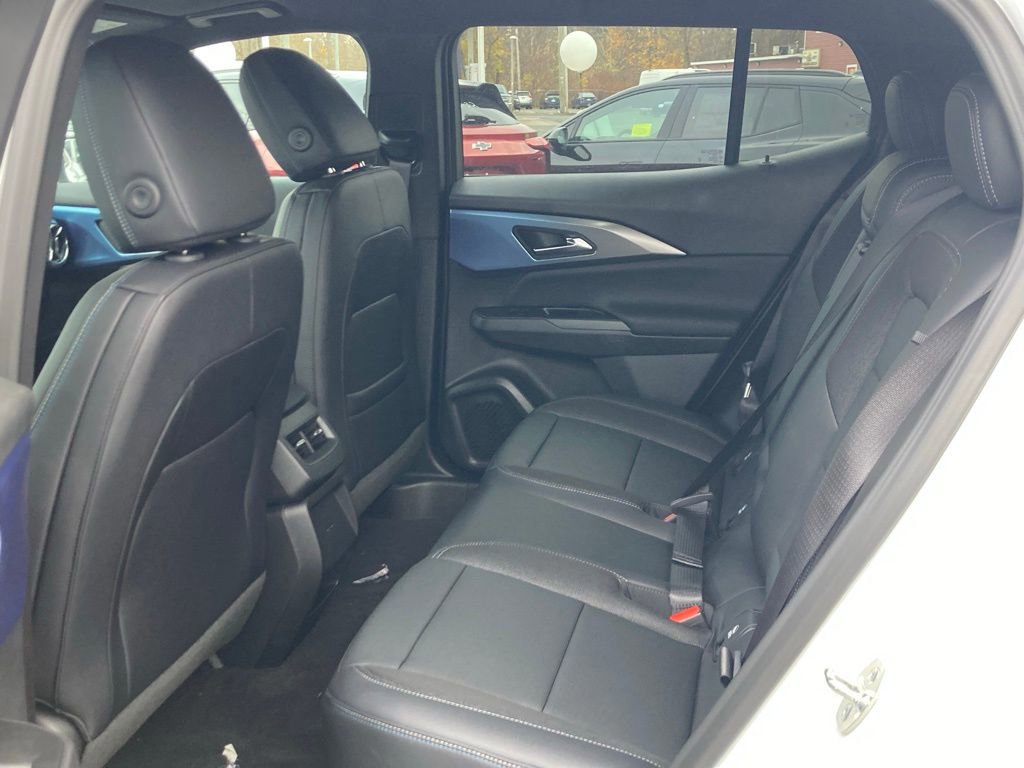 New 2026 Chevrolet Equinox EV LT image 21