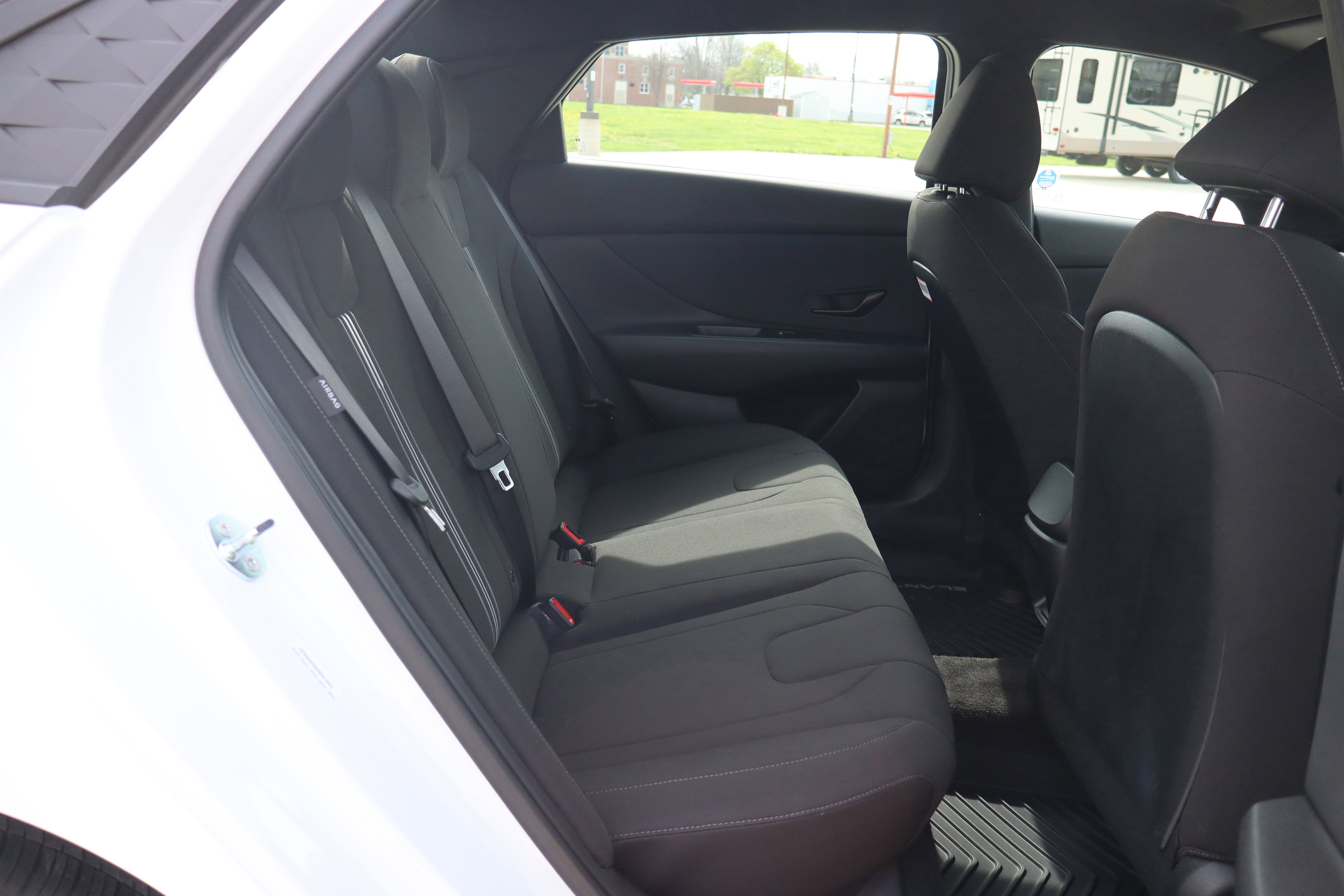 Used 2025 Hyundai Elantra Sport image 11