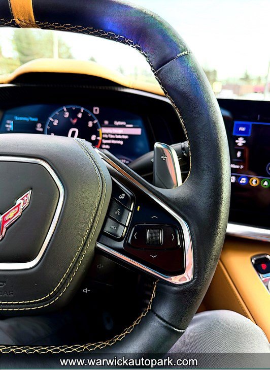 Used 2020 Chevrolet Corvette STINGRAY 3LT w/ 3LT Preferred Equipment Group image 16