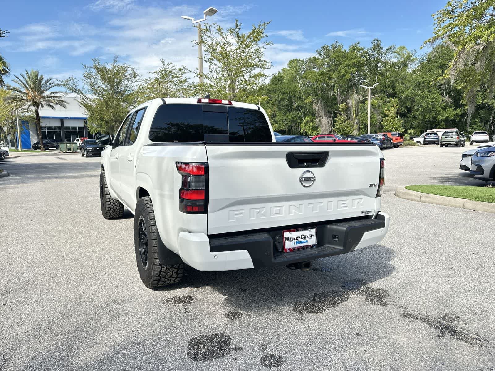 Used 2024 Nissan Frontier SV w/ SV Convenience Package RWD image 4
