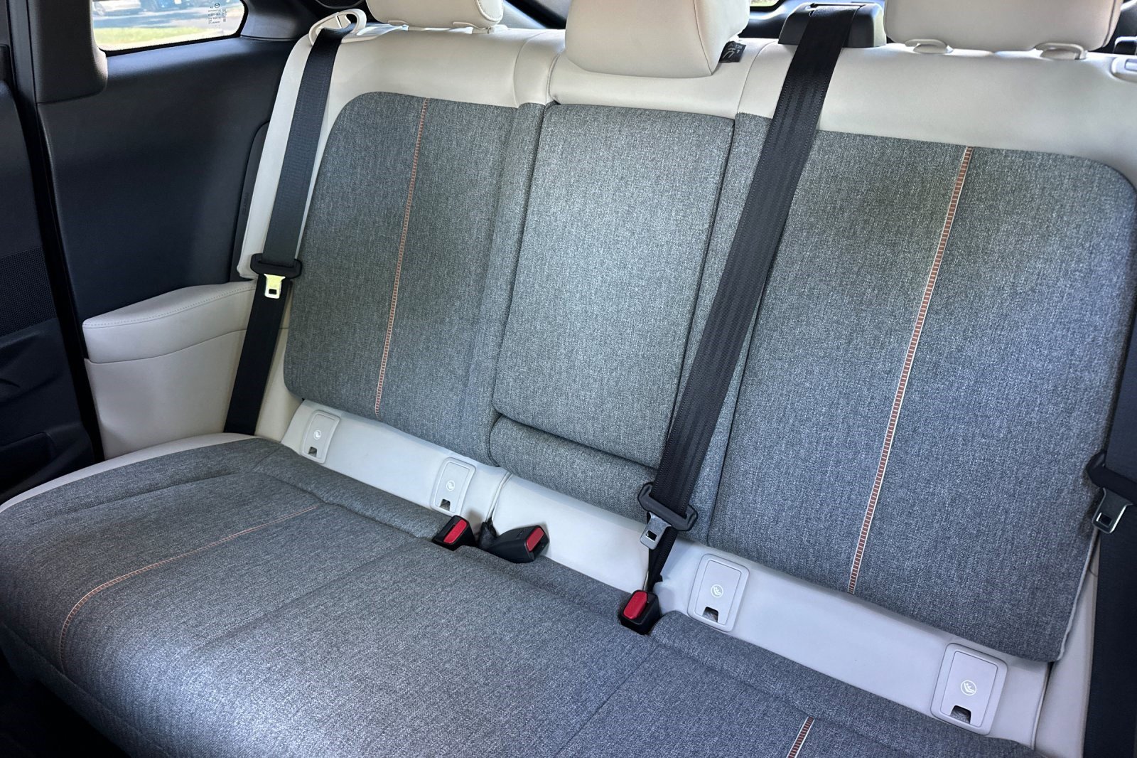 Used 2023 MAZDA MX-30 Electric w/ Premium Plus Pkg image 15