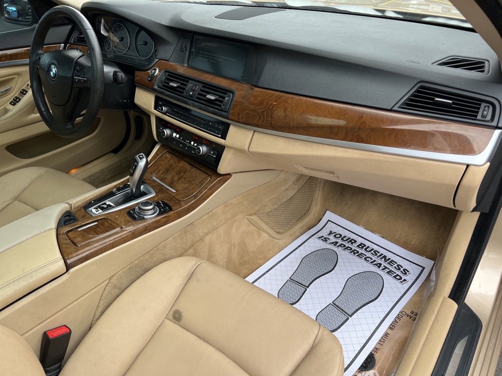 Used 2012 BMW 535i Sedan image 25