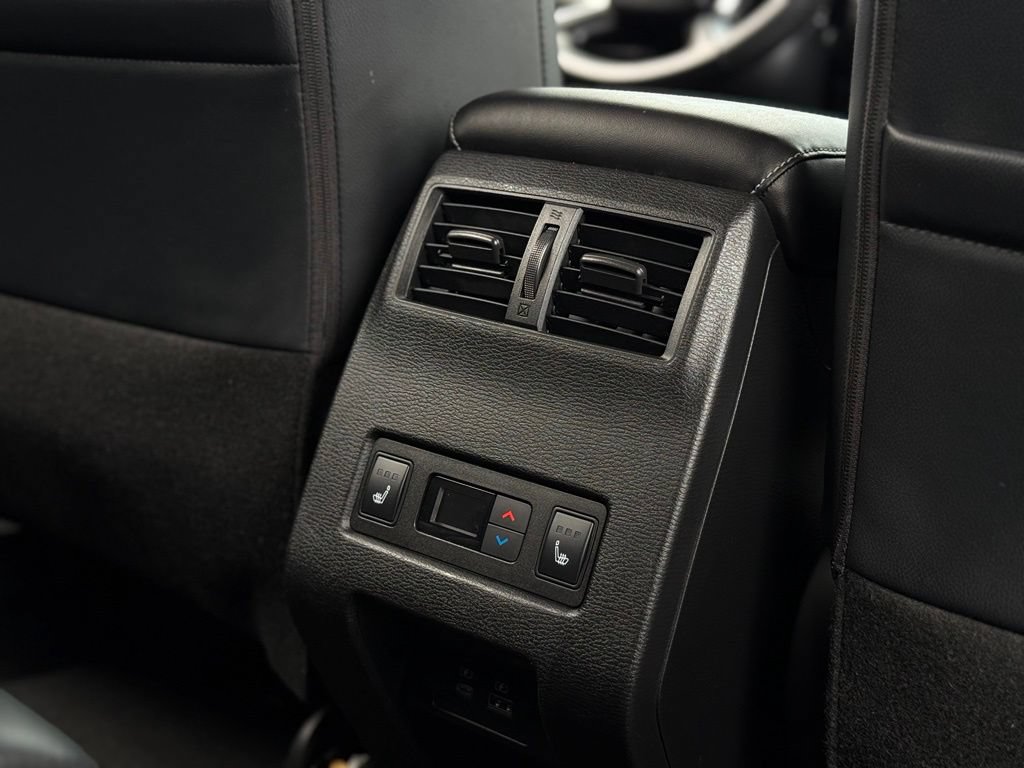 Used 2022 Mitsubishi Outlander SEL AWD/4WD image 19