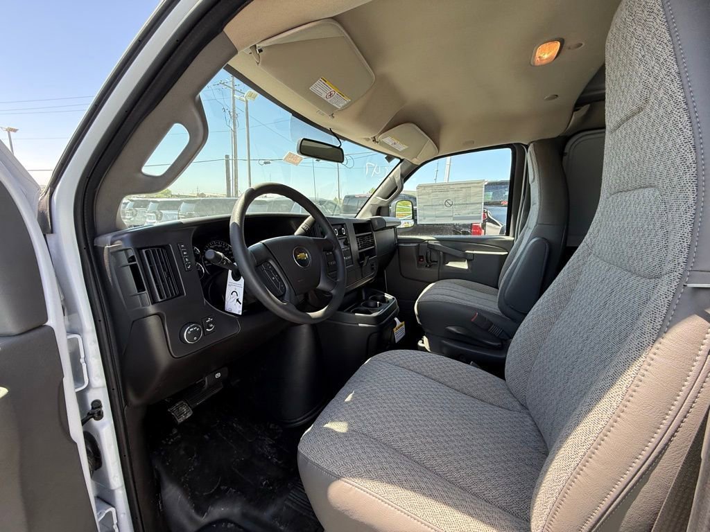 New 2026 Chevrolet Express 2500 w/ Driver Convenience Package RWD image 10