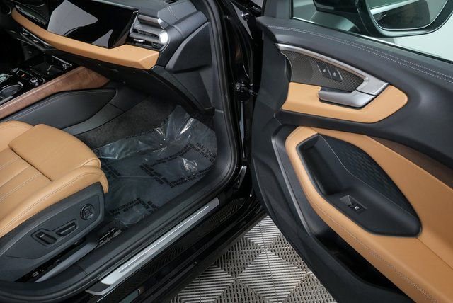 Used 2025 Audi A5 2.0T Premium Plus image 24