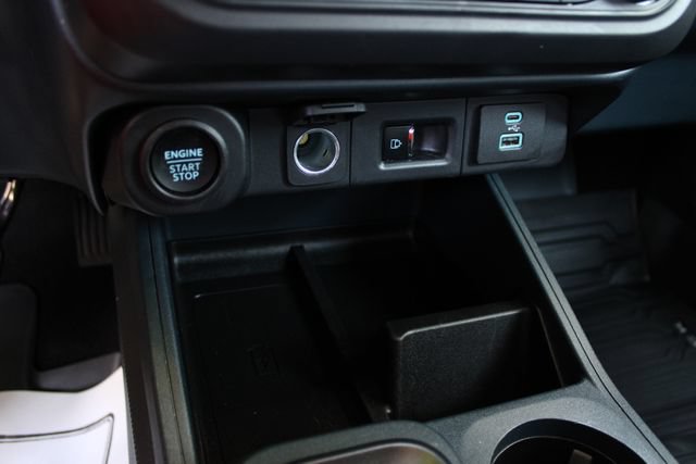 Used 2024 Ford Maverick Lariat w/ Black Appearance Package FWD image 18