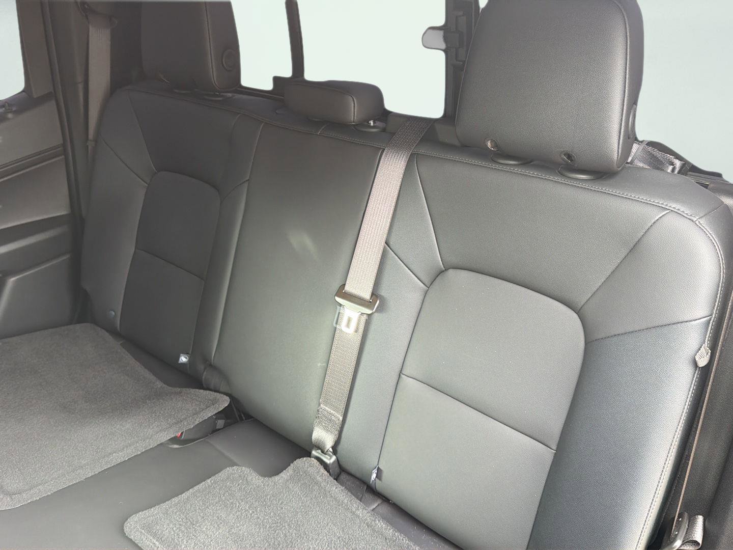 Used 2024 Chevrolet Colorado Trail Boss w/ Safety Package image 12