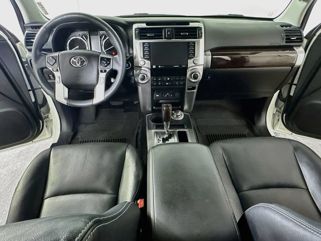 Used 2022 Toyota 4Runner Limited AWD/4WD image 16