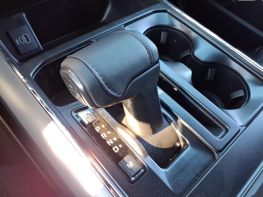 New 2026 Ford F150 XLT w/ Equipment Group 302A MID image 21