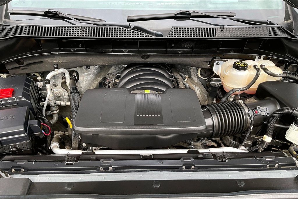 Used 2023 Chevrolet Silverado 1500 High Country w/ Technology Package AWD/4WD image 34