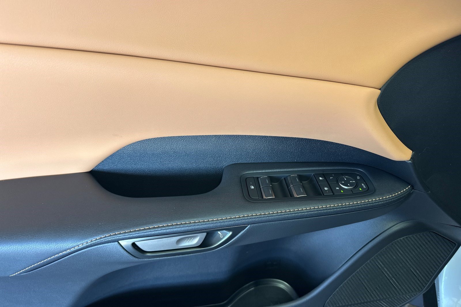 New 2026 Lexus RX 350 FWD image 14