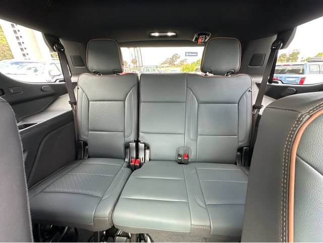 New 2026 GMC Yukon AT4 w/ AT4 Premium Plus Package AWD/4WD image 16