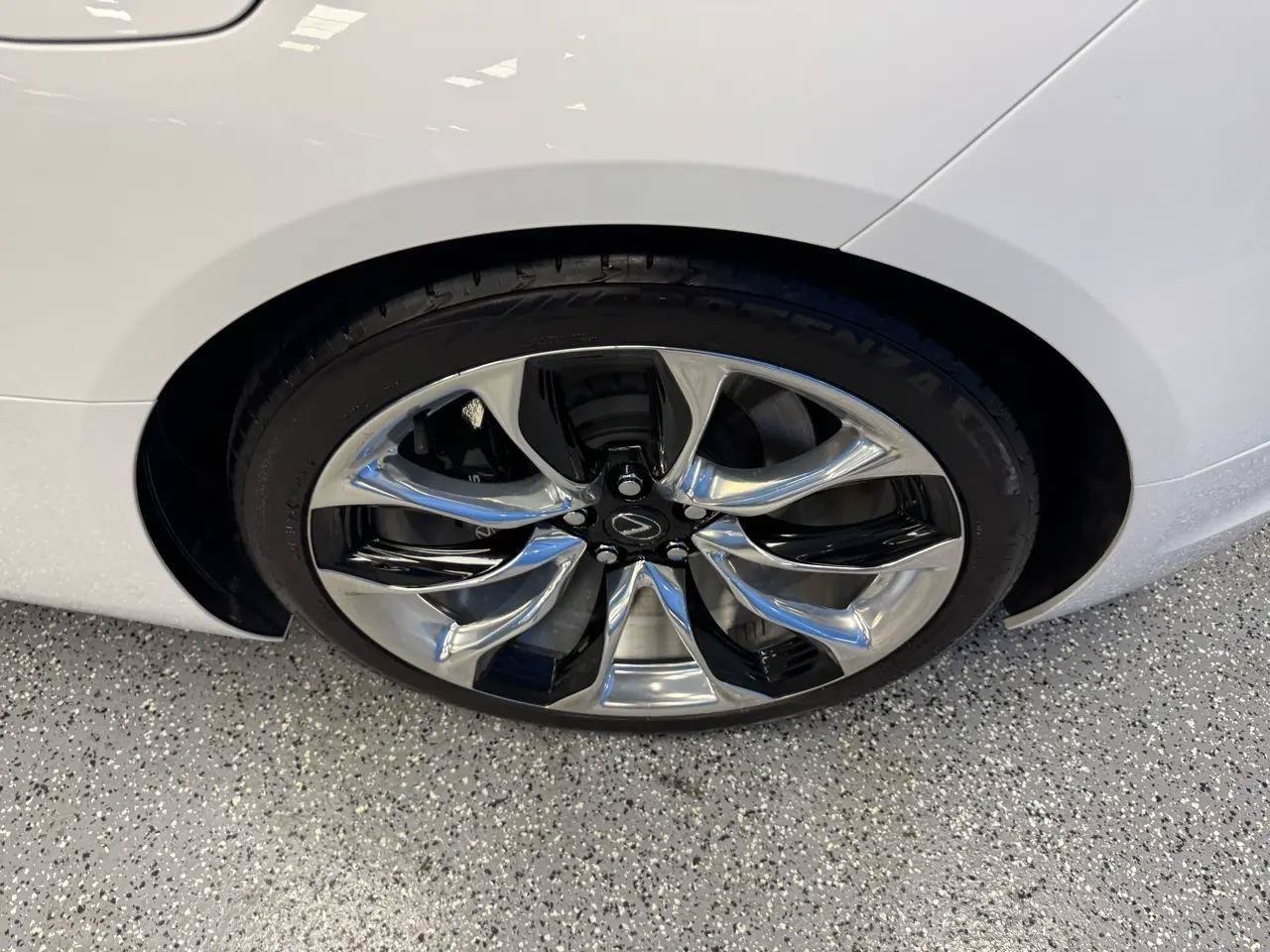 Used 2022 Lexus LC 500 Convertible w/ Touring Package RWD image 35