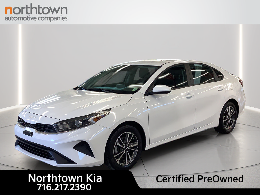 Certified 2022 Kia Forte LXS FWD image 1