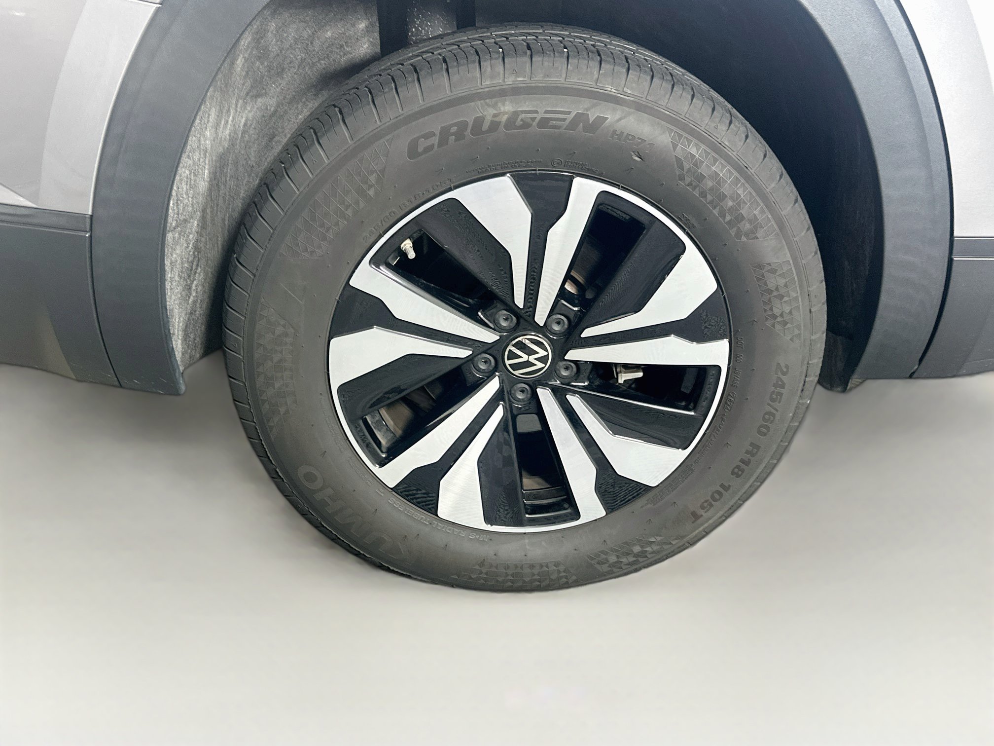 Used 2024 Volkswagen Atlas SE FWD image 11