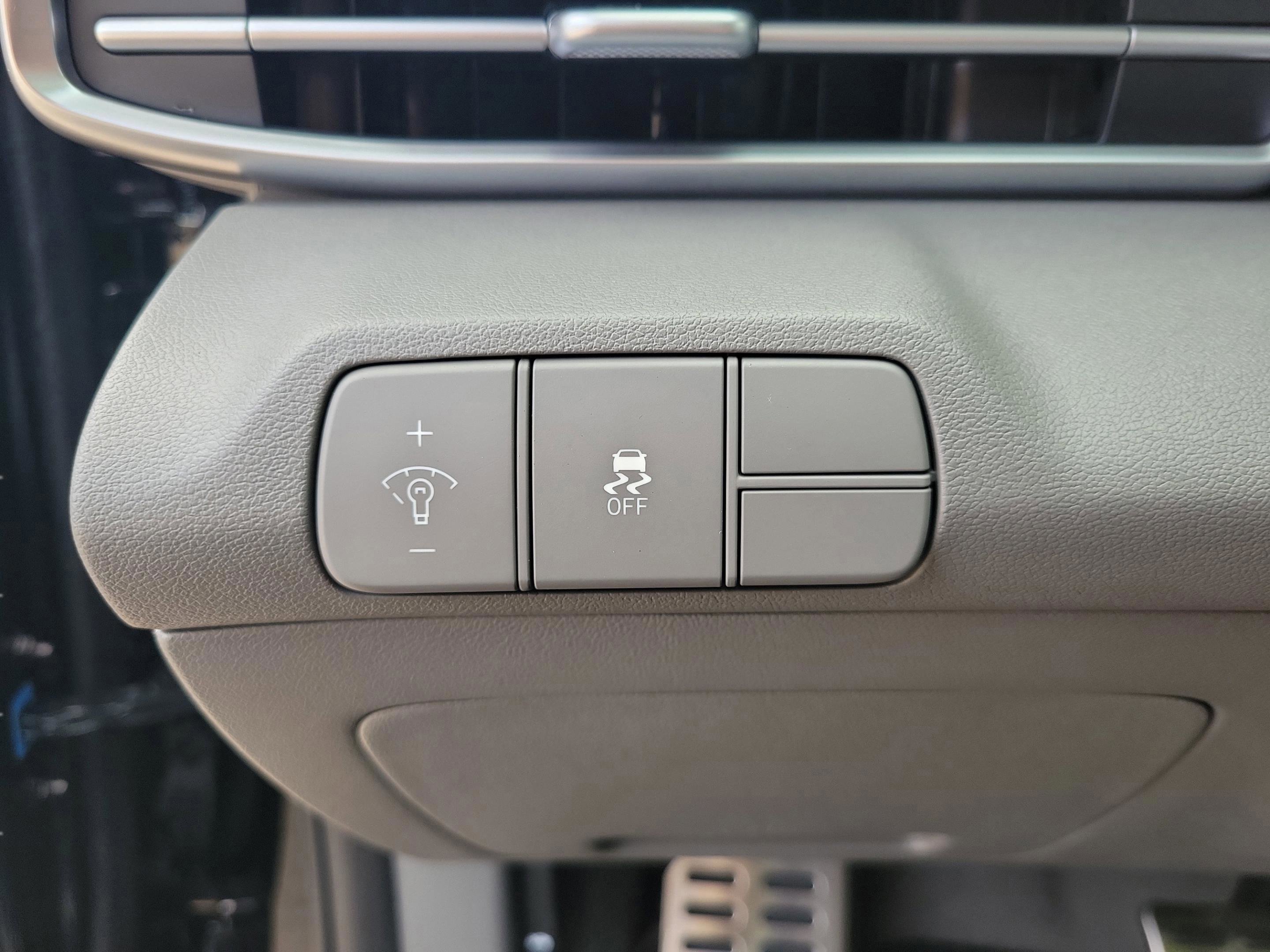 New 2026 Hyundai Elantra SEL Sport image 13