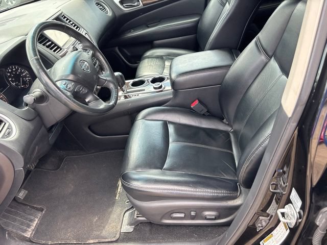 Used 2016 Nissan Pathfinder SL w/ SL Tech Package AWD/4WD image 5