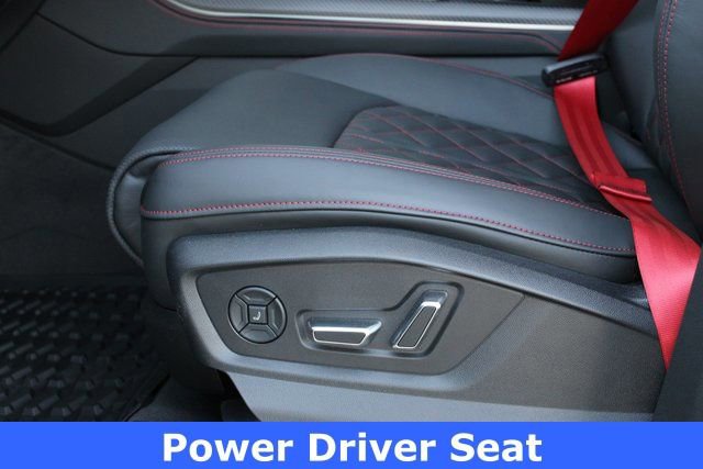 New 2026 Audi SQ8 Prestige image 3