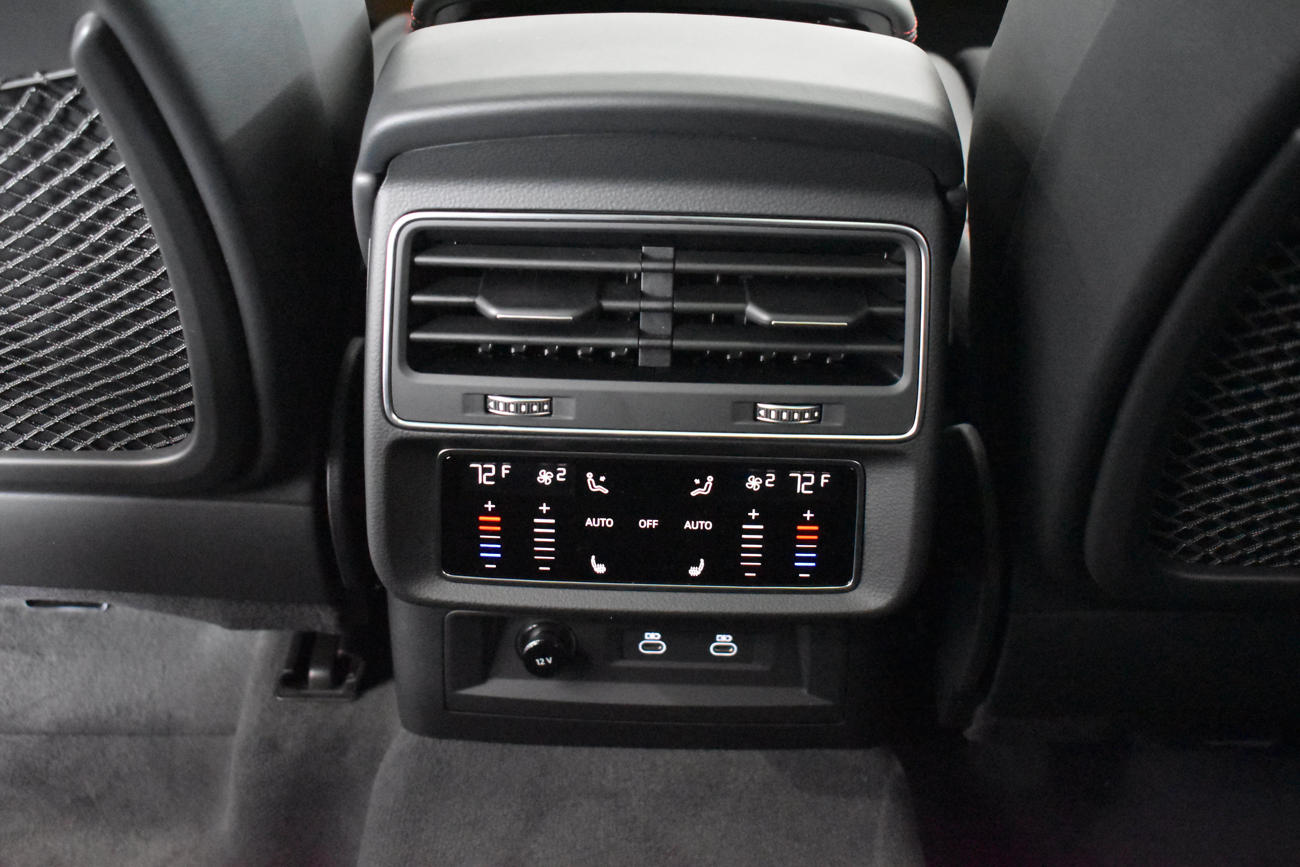 New 2026 Audi SQ8 Prestige AWD/4WD image 29