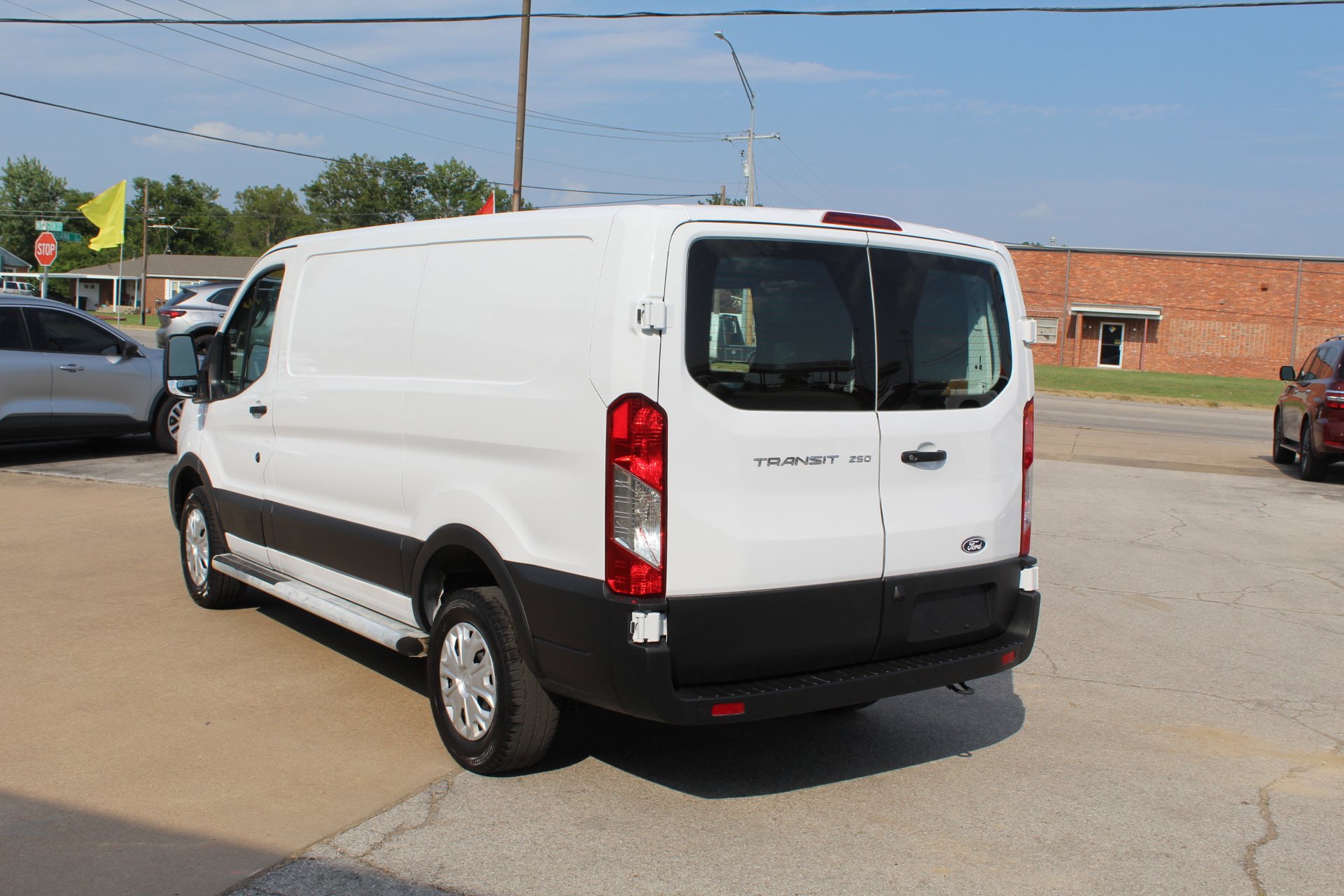 Used 2025 Ford Transit 250 Low Roof w/ Exterior Upgrade Package RWD image 7