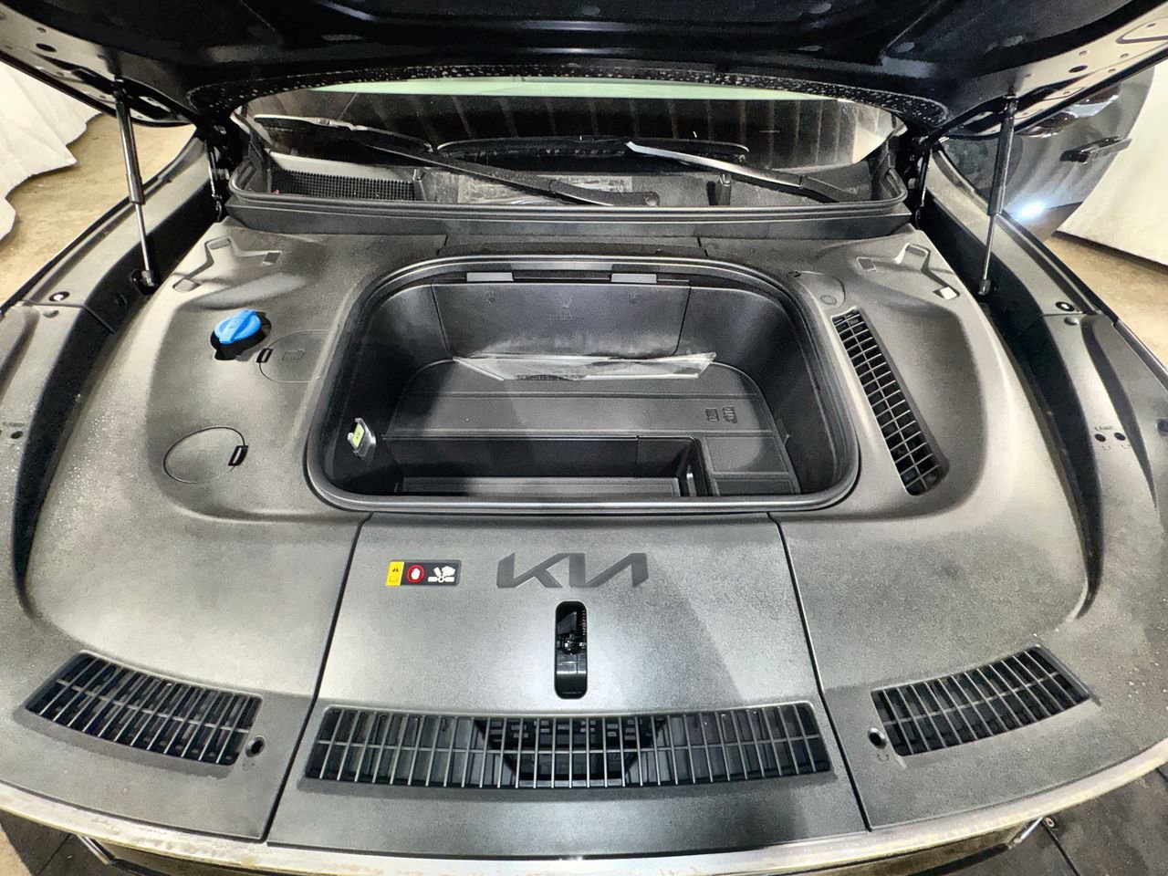 New 2026 Kia EV9 Land image 32