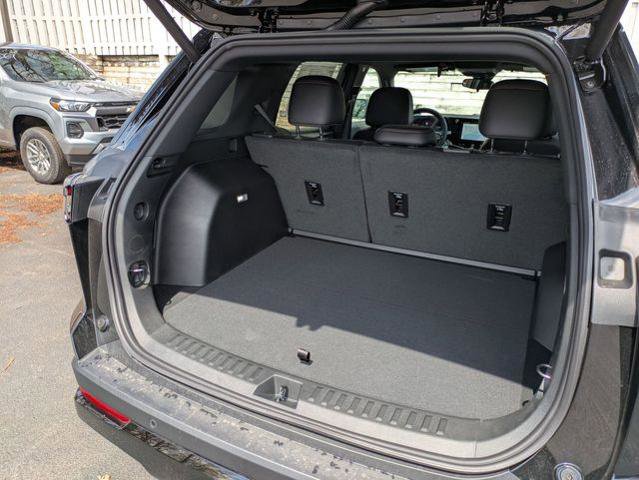 New 2026 Chevrolet Equinox RS w/ Convenience Package III AWD/4WD image 28
