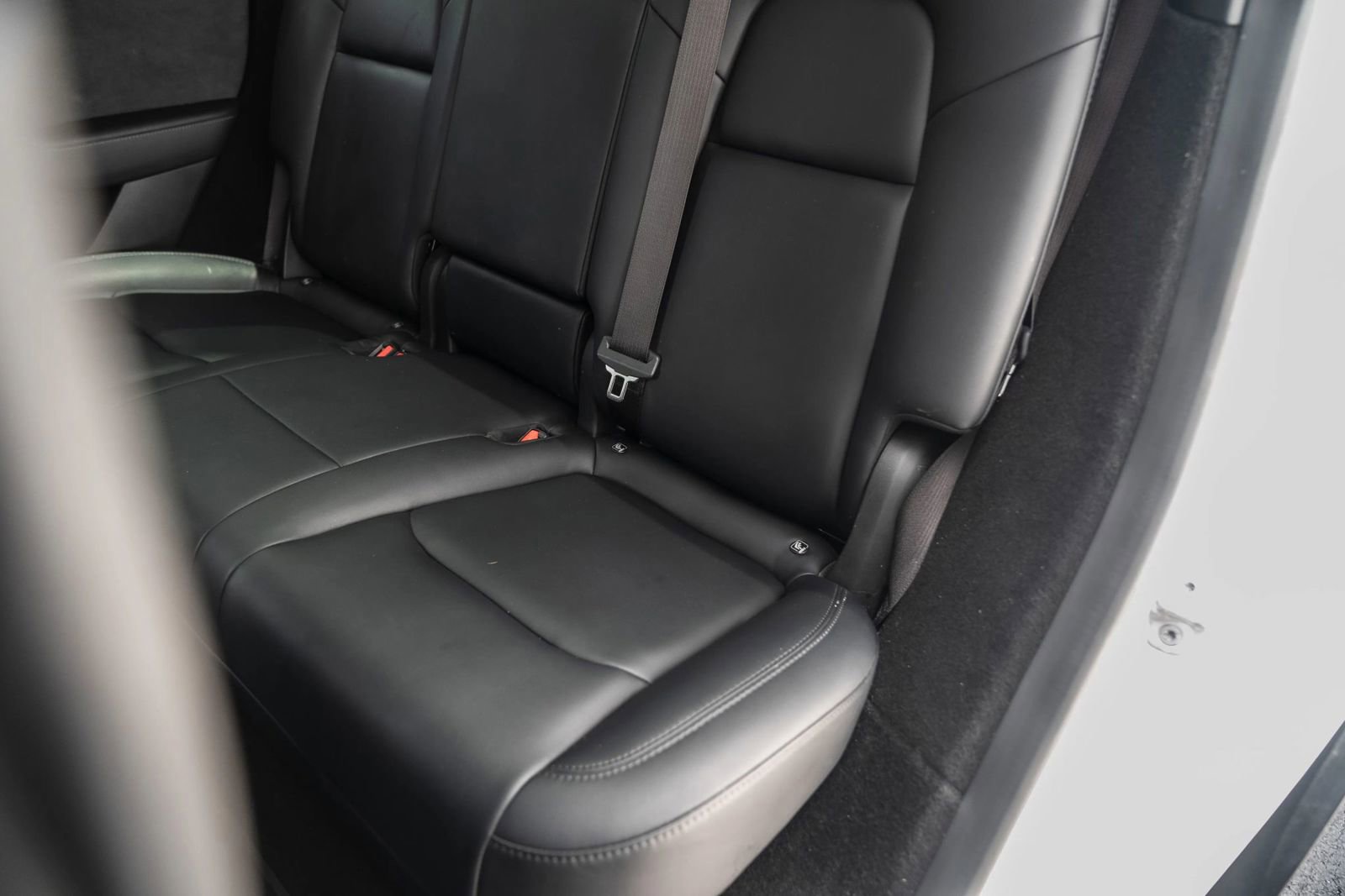 Used 2023 Tesla Model Y Performance AWD/4WD image 25